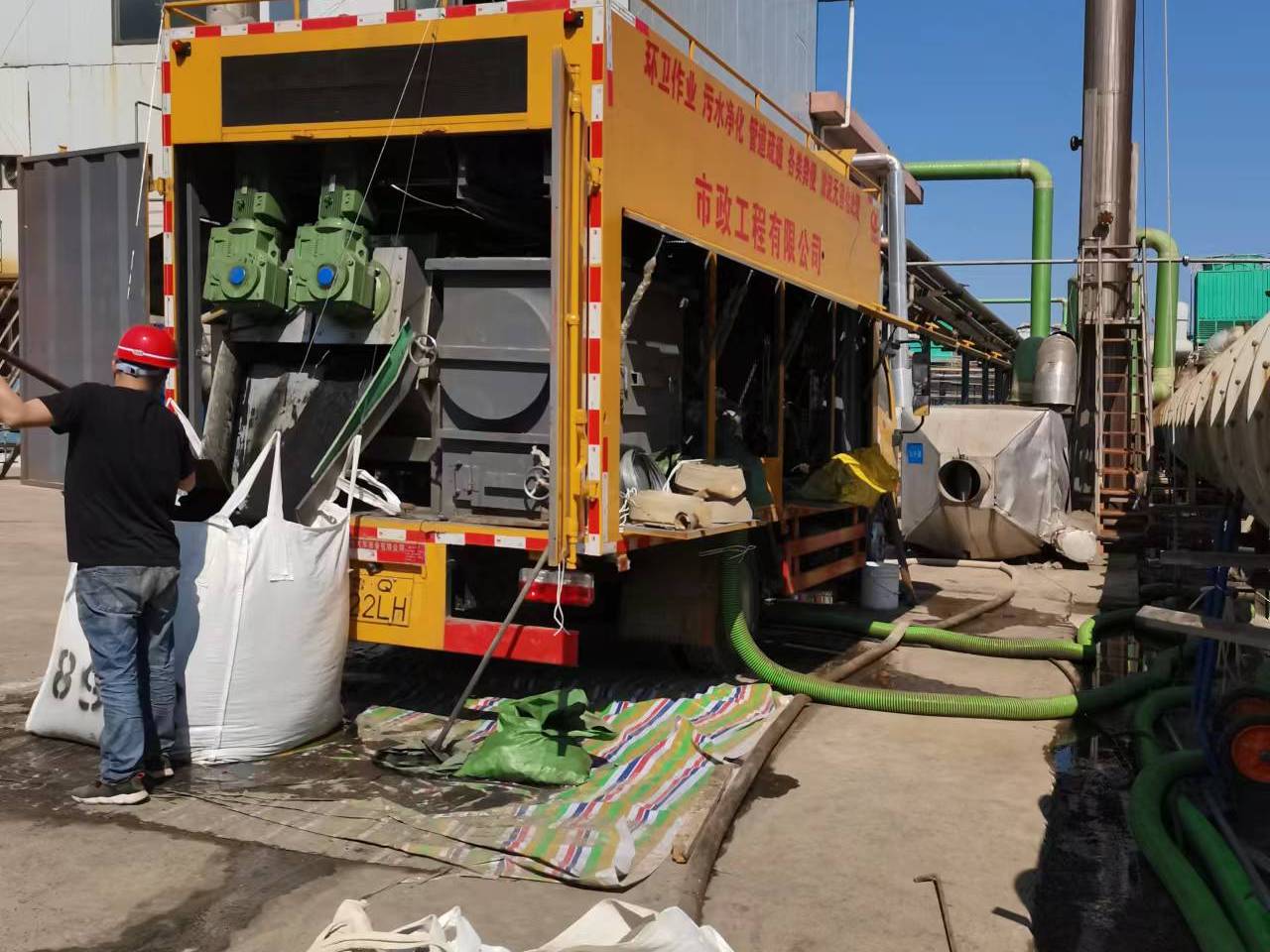 云梦淤泥压干处理